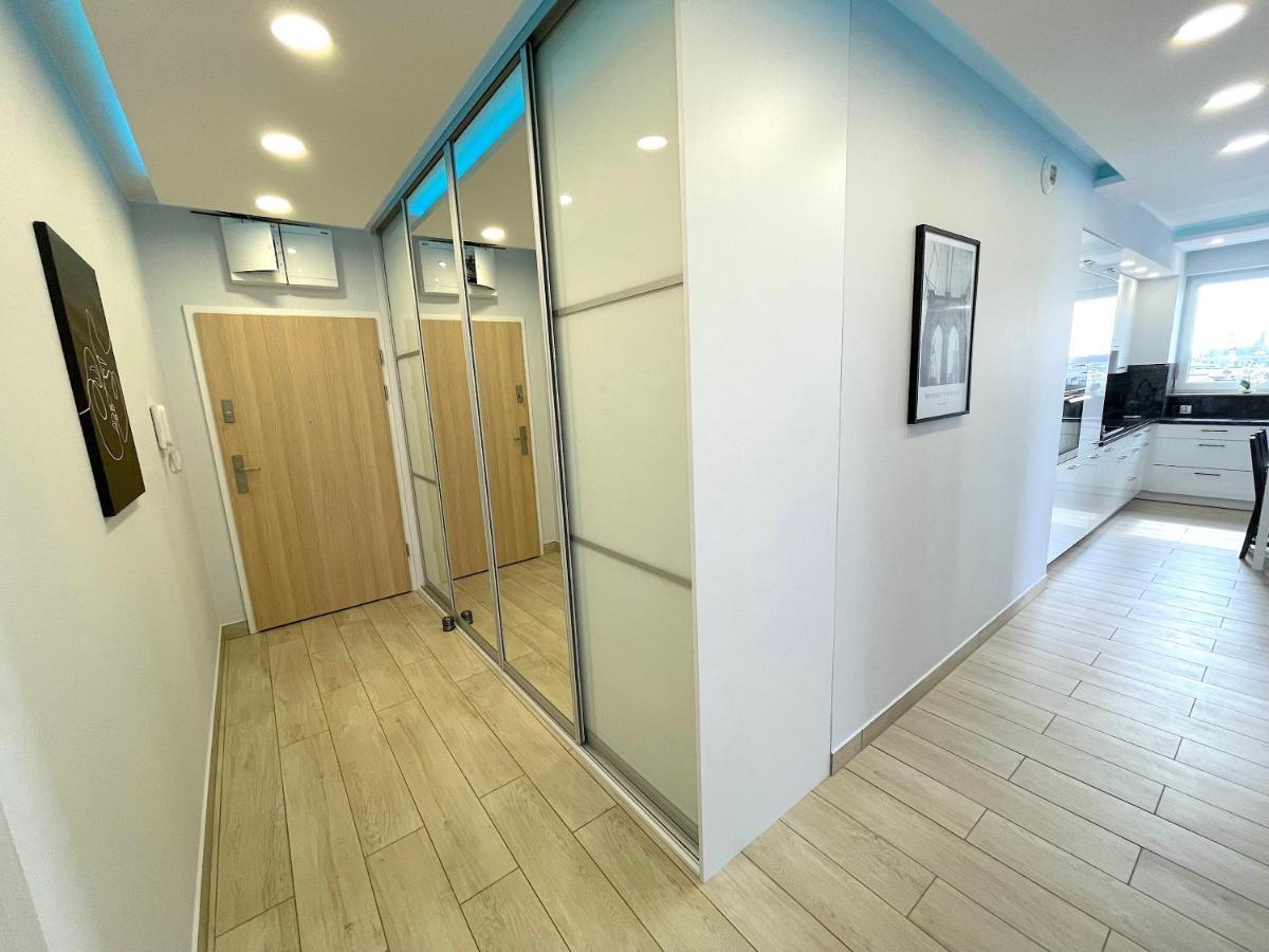 Apartament Z Tarasem I Widokiem Na Odre Wroclaw Exterior photo